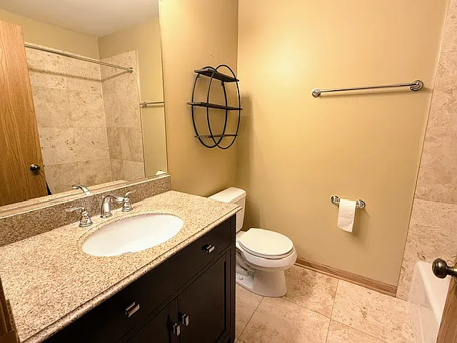 5 Dewalt Ct — Photo 21