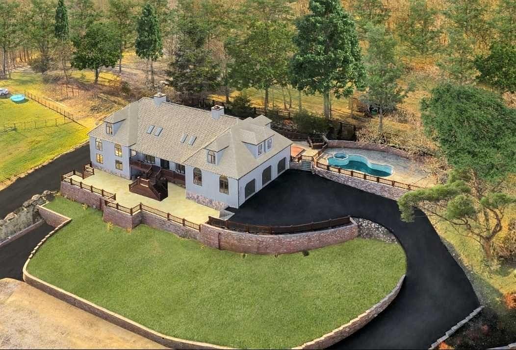 60 MOUNTAIN View, Hopewell Junction, NY 12533 | Zillow