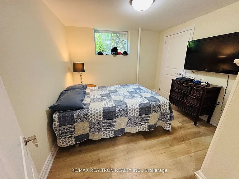 771 Cedarvale Dr #BASEMENT — Photo 13