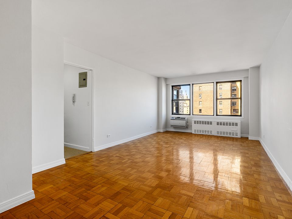 1st image of 200 E 15th St APT 14J