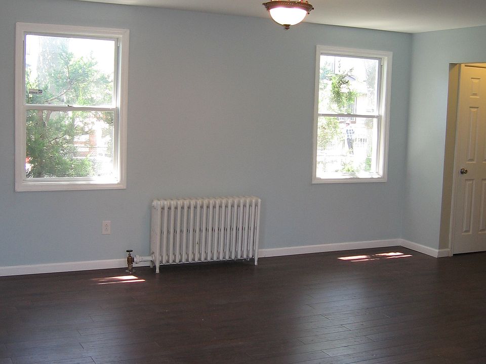 1st image of 21917 113th Dr