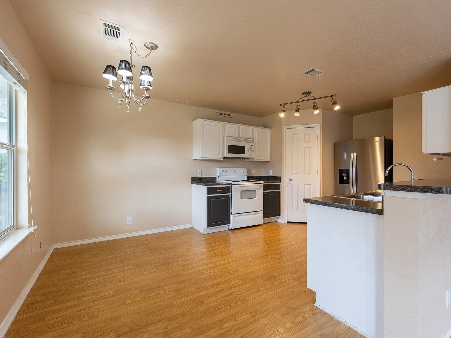 337 Longhorn Way - 1 — Photo 3