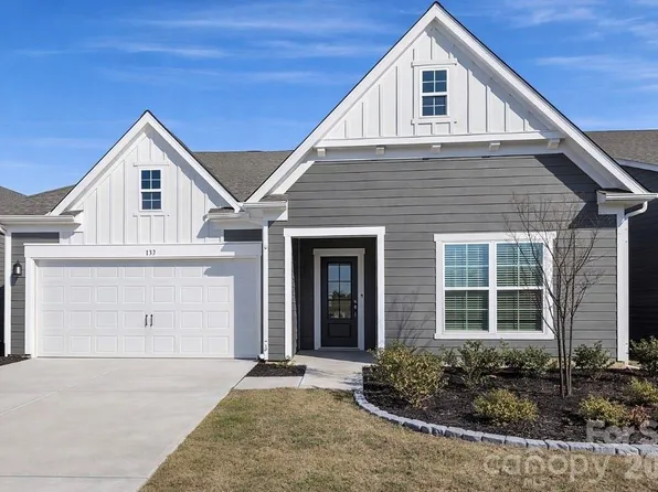 139 Pampas Pl, Statesville, NC 28625