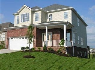 121 Shinnecock Hill Dr, Georgetown, KY 40324