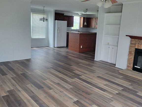 4th image of 3287 Catherine Lake Rd