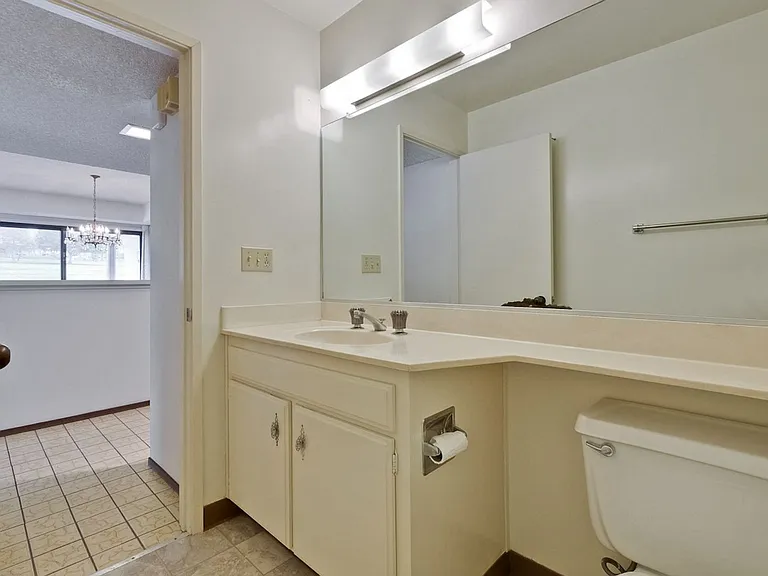 8224 Claret Ct — Photo 36