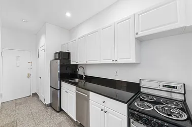 Rented by Mossanen Group