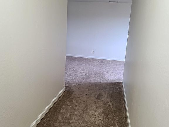 2nd image of 620 Serramonte Blvd