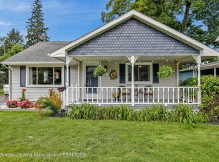 649 Fuller St, Williamston, MI 48895