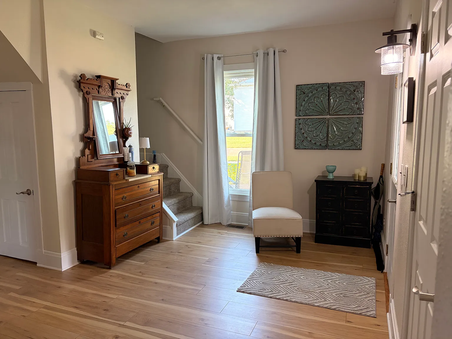 3 bed, 1270 sqft, $925 — Photo 4