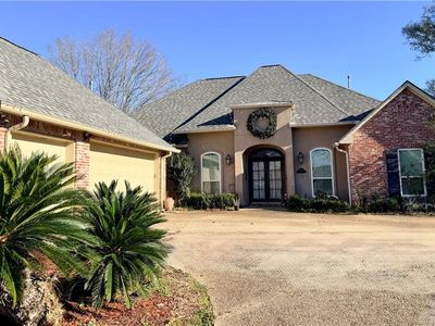 13404 E Lakeshore Dr, Prairieville, LA, 70769