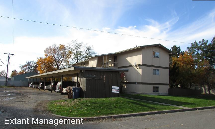 1st image of 1940 E Tilsley Pl APT 05