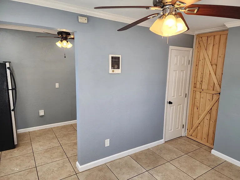 711-21 S Pine St #721 — Photo 11