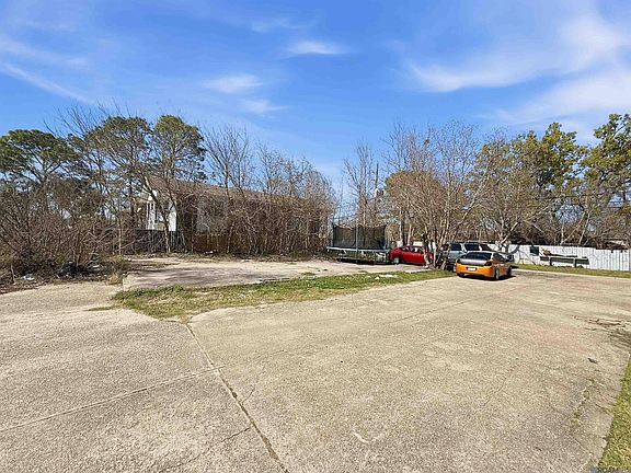 4th image of 8231 Ned Ave