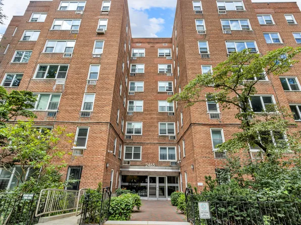 2465 Palisade Avenue image 25 of 27