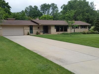 5329 S Menard Dr, New Berlin, WI, 53151