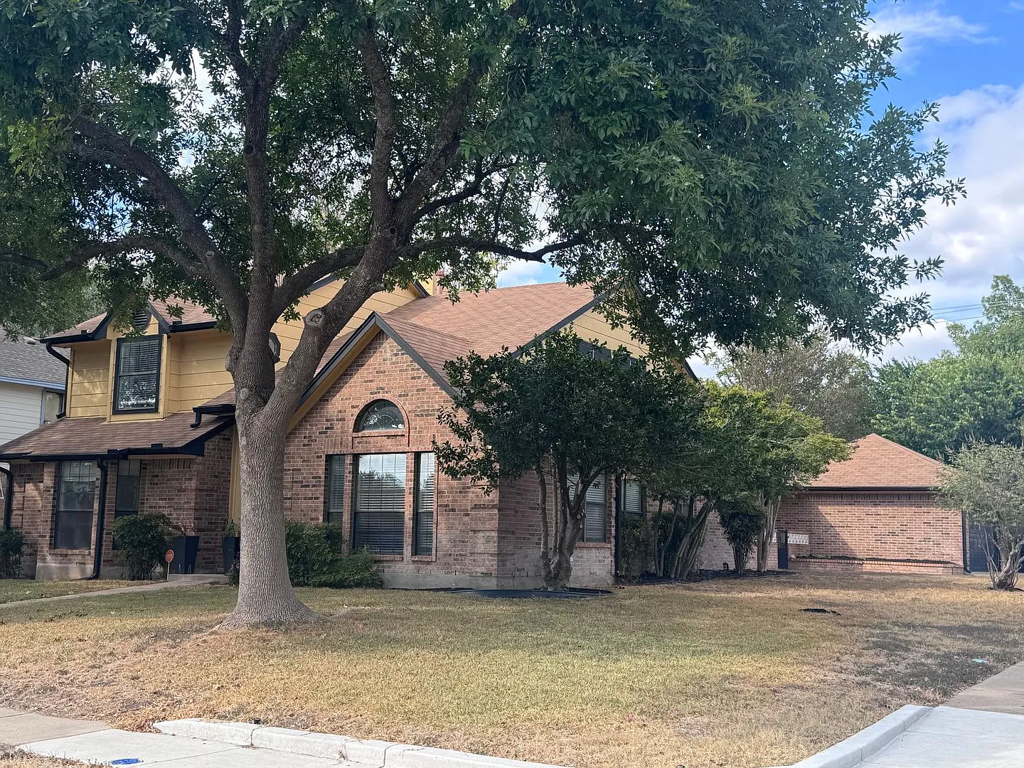 Spacious Pflugerville Home with Main-Level Primary Suite & Detached Garage — Photo 3