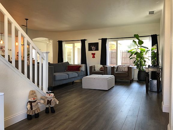 5th image of 675 Cordovan Dr