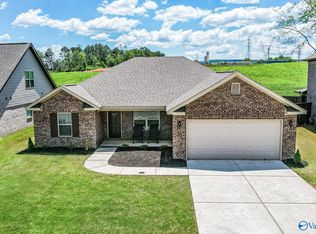 212 Hydra Cir, Huntsville, AL 35811