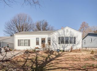 1209 Bluffview Dr, Dupo, IL 62239
