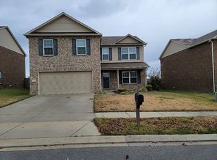 1042 Fulman Rd, Hendersonville, TN 37075