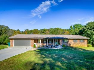 649 Garden Ln, Bristol, VA 24201