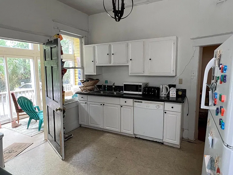119 Ashley Ave #A — Photo 15