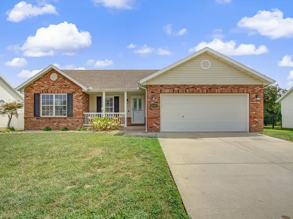 1116 Maplewood Ln, Waterloo, IL 62298