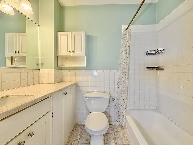 224 Madison St #1B — Photo 16