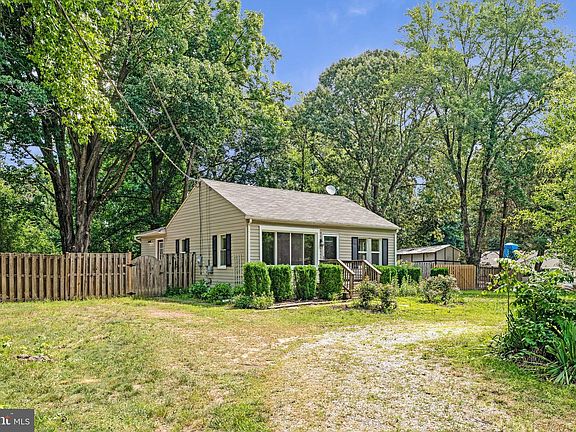 3rd image of 10459 Greene Dr