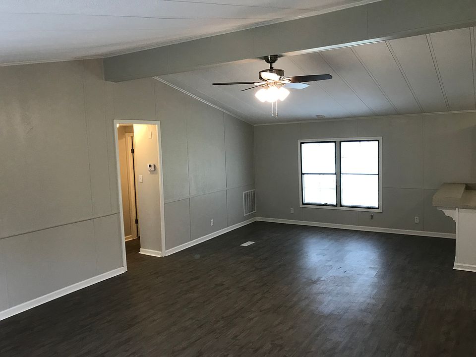 1st image of 133 Lee Ln