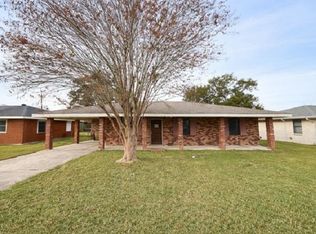 213 Westview Dr, Houma, LA 70364