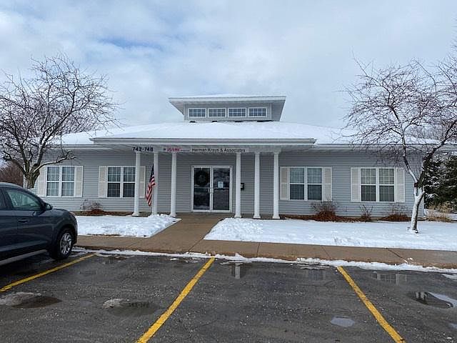 1st image of 742 Lois Dr #748
