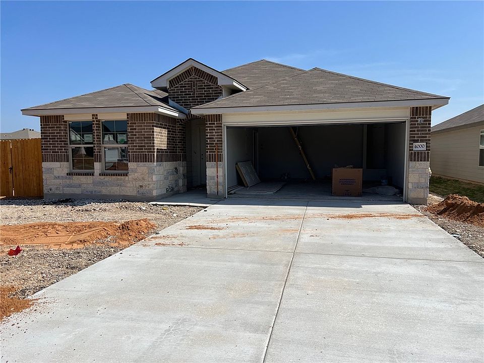 1st image of 4000 Halo St