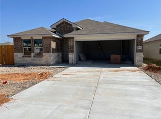 4000 Halo St, Lorena, TX 76655