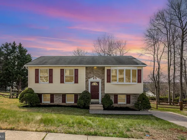 518 Saint Charles St, Elkton, MD 21921