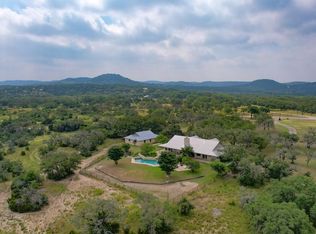 949 Kimberly Dr, Pipe Creek, TX 78063