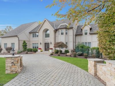 40 Hutton Dr, Mahwah, NJ, 07430