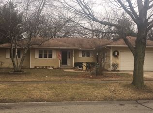 2106 Mayfair Rd, Champaign, IL 61821