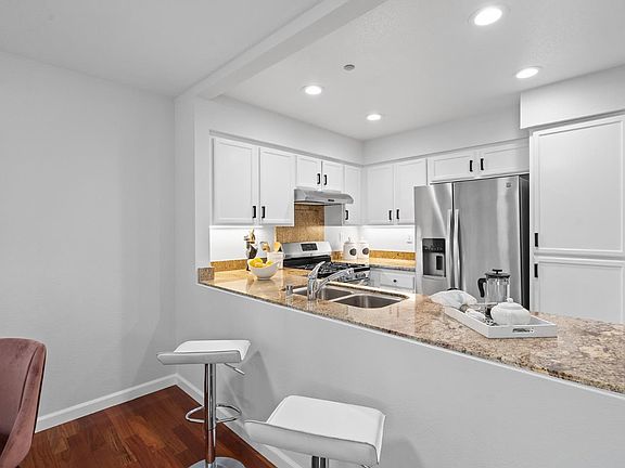 5th image of 4190 Sophia Way