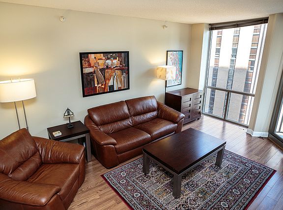 5th image of 222 N Columbus Dr APT 2807