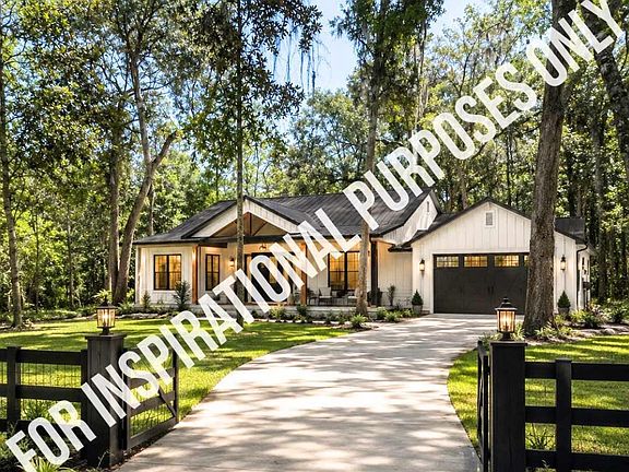 4th image of 11330 Royal Dr
