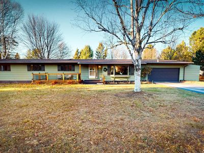 201 Cedar Ln, Marquette, MI, 49855