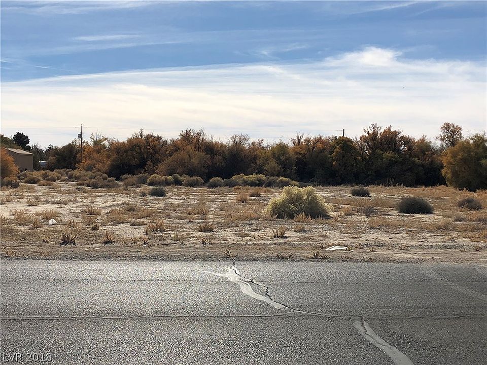 2nd image of 3831 E Thousandaire Blvd