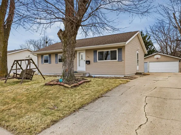 180 Atwood Dr SW, Cedar Rapids, IA 52404