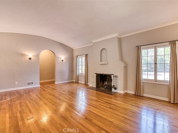 4th image of 1096 Armada Dr