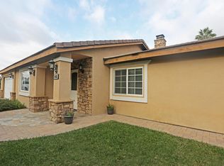 1161 Sunset Dr, Vista, CA 92081