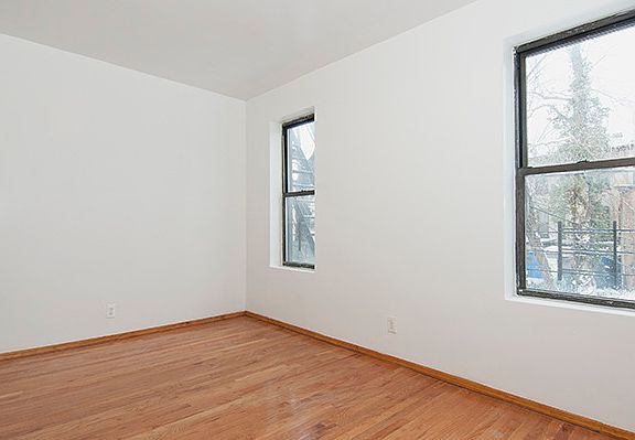3rd image of 703 Sterling Pl