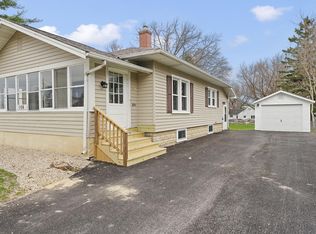 108 Emily St, Mount Morris, IL 61054