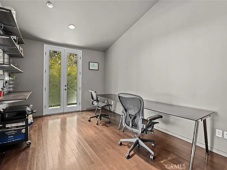 2420 Bowmont Dr — Photo 21